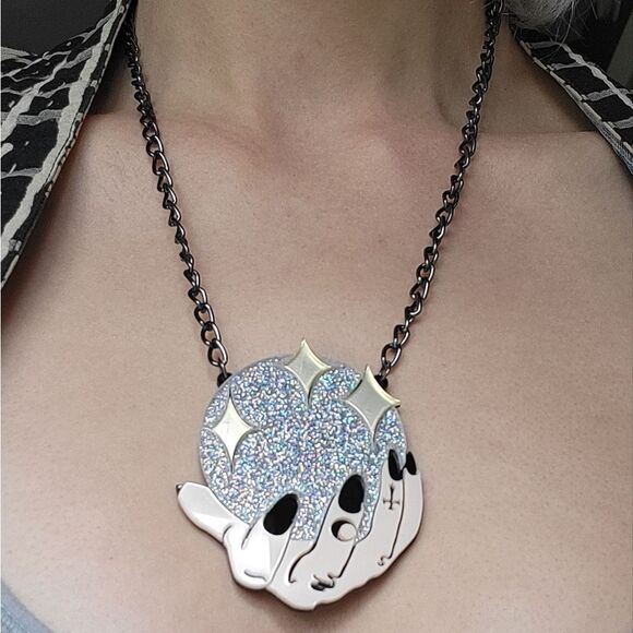 NWOT Crystal Ball Necklace - Picture 2 of 8